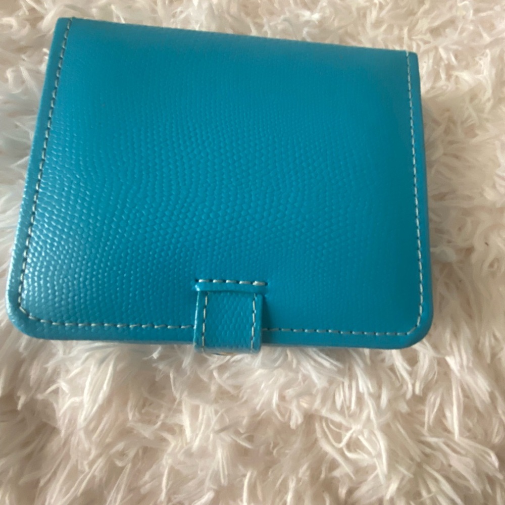 Budd Leather very gently used jewlery case.